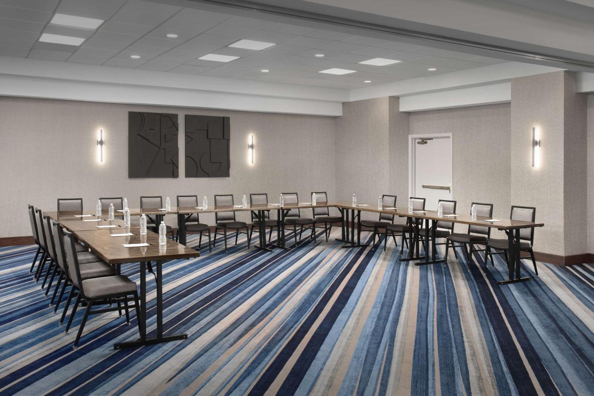 Embassy Suites By Hilton Dallas Near The Galleria Ngoại thất bức ảnh