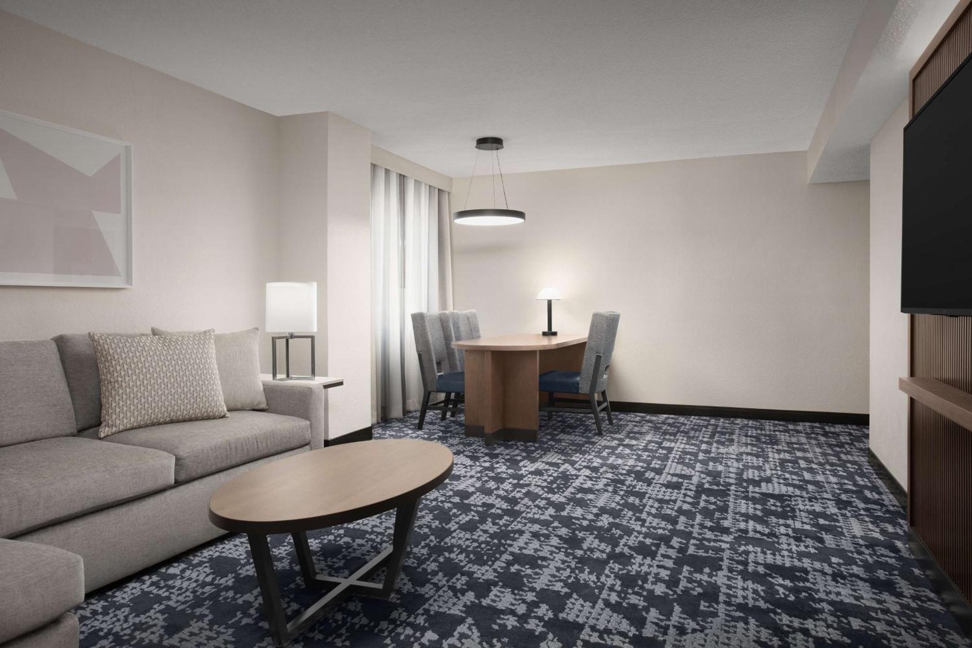 Embassy Suites By Hilton Dallas Near The Galleria Ngoại thất bức ảnh