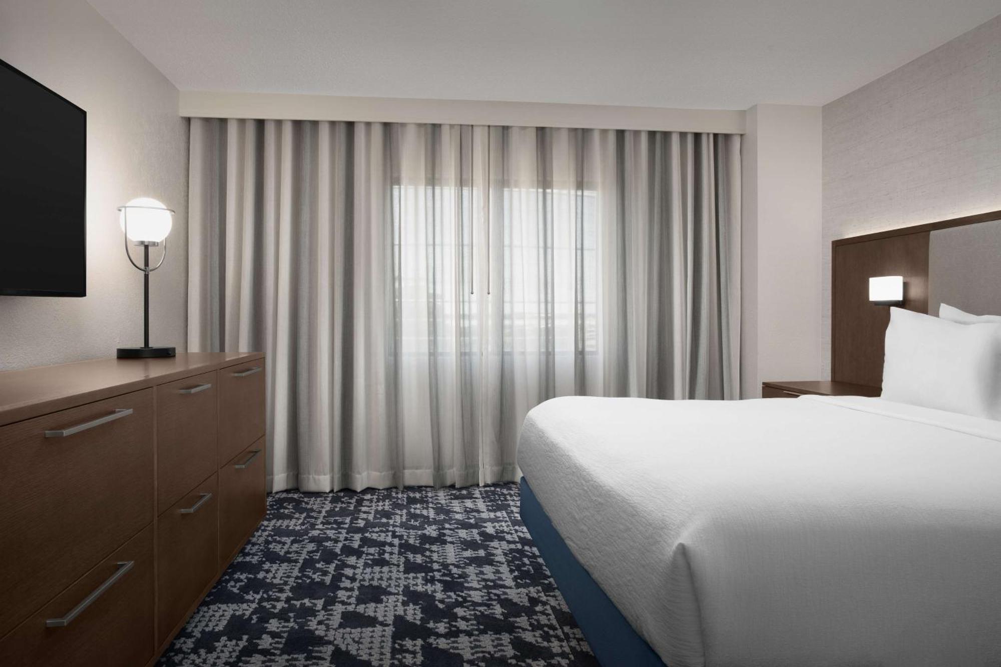Embassy Suites By Hilton Dallas Near The Galleria Ngoại thất bức ảnh