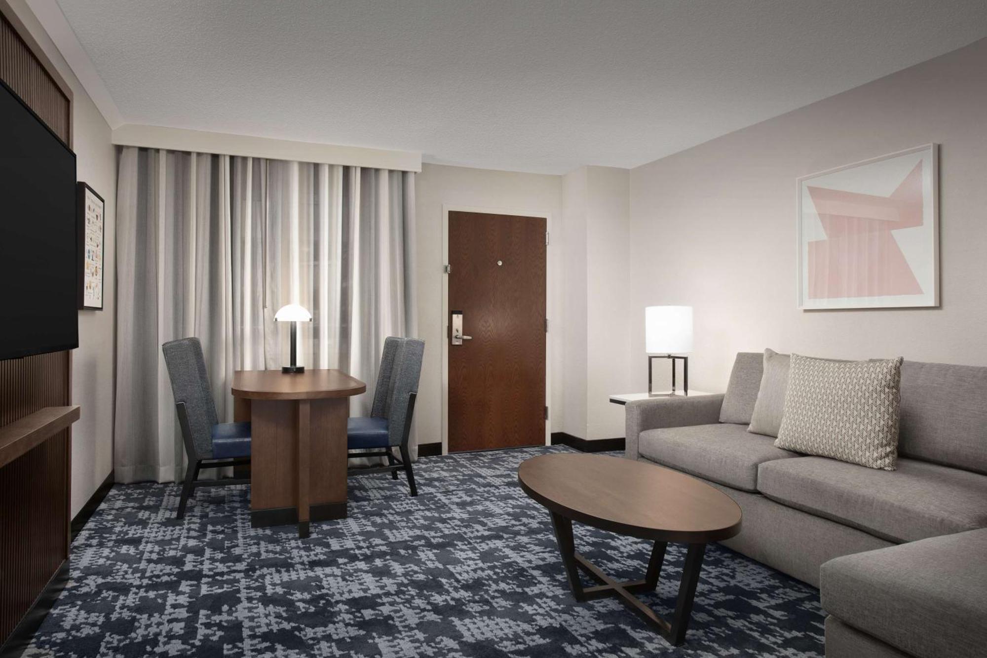 Embassy Suites By Hilton Dallas Near The Galleria Ngoại thất bức ảnh