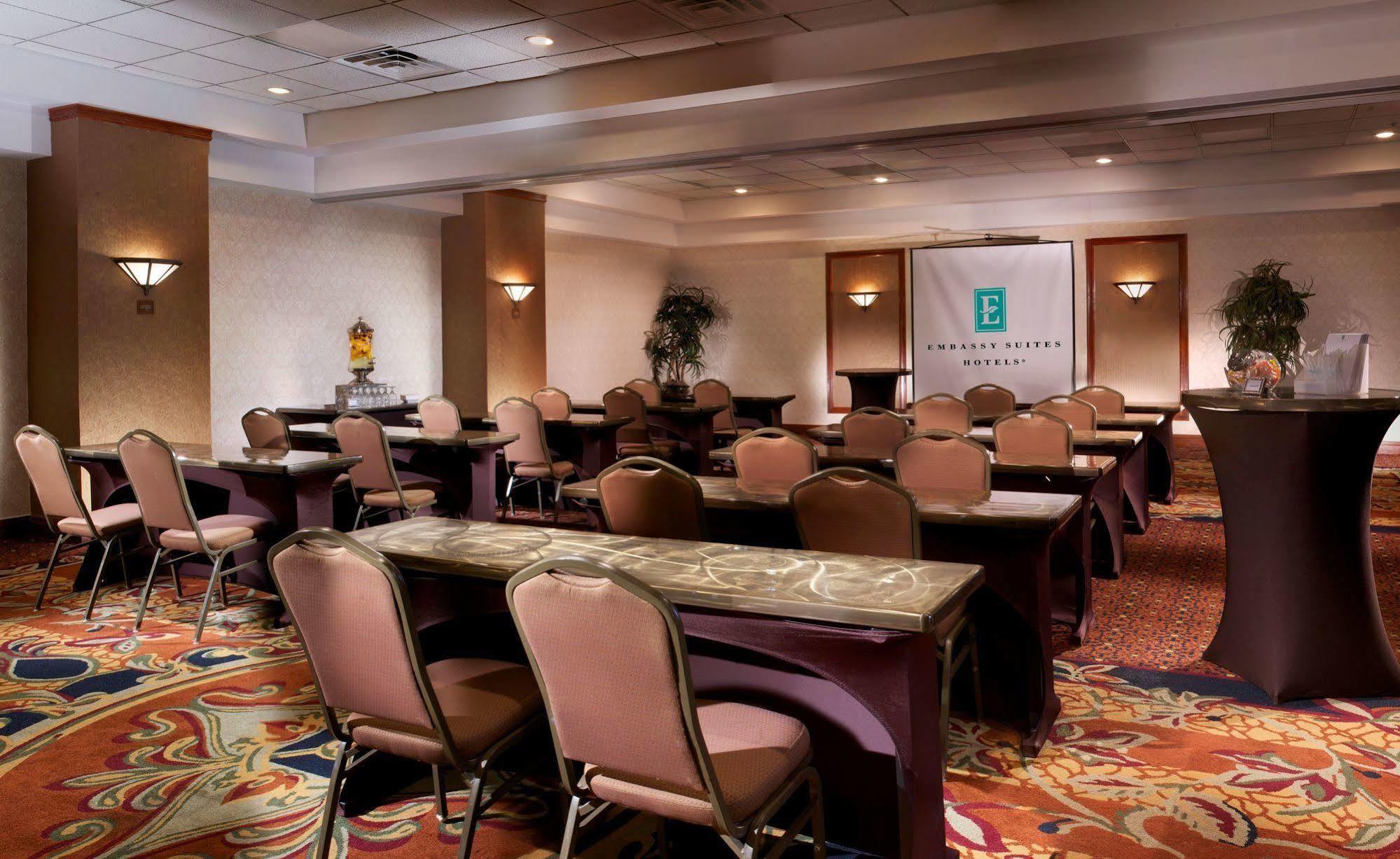 Embassy Suites By Hilton Dallas Near The Galleria Ngoại thất bức ảnh